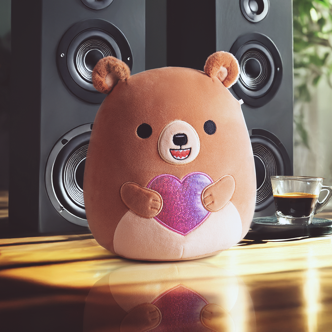 Squishmallows - Squishmallows 8" Stokely the Brown Kodiak Bear Holding a Heart | Jazwares